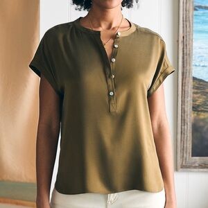 NWOT Faherty Desmond Sandwashed Silk Military Olive Green Blouse Top L